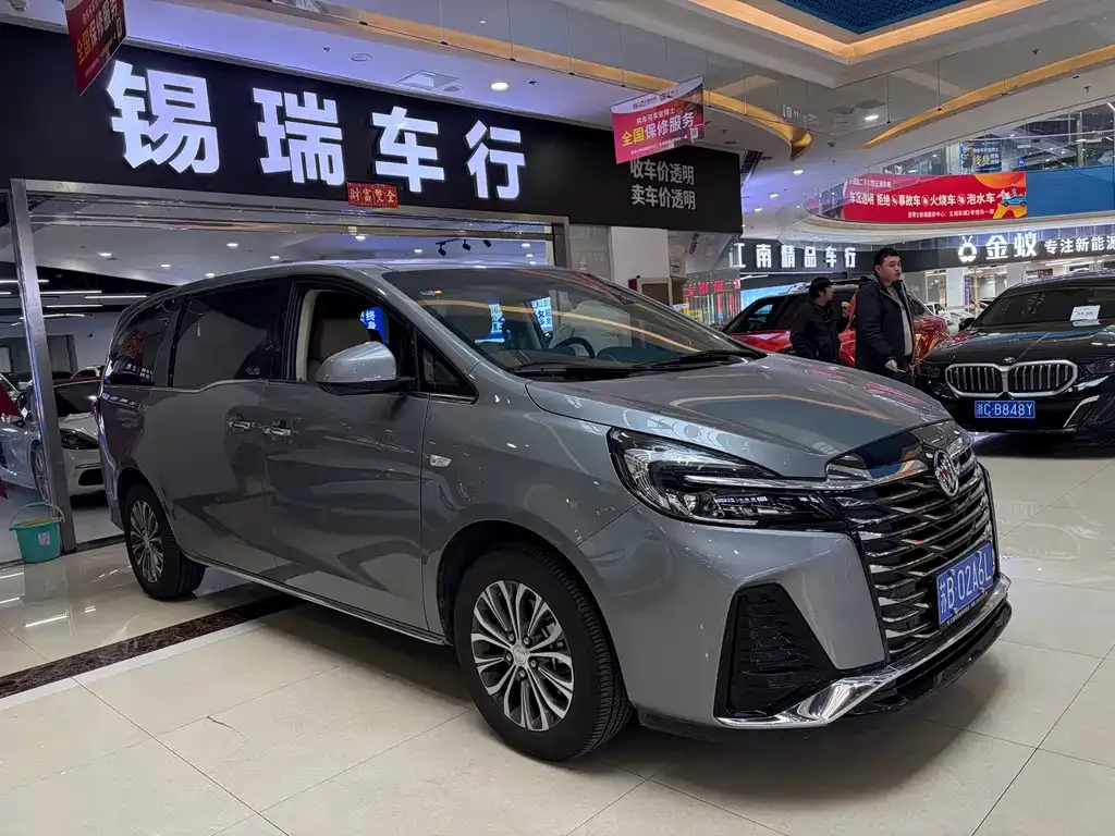 Buick GL8 2024 из CN, фото 7