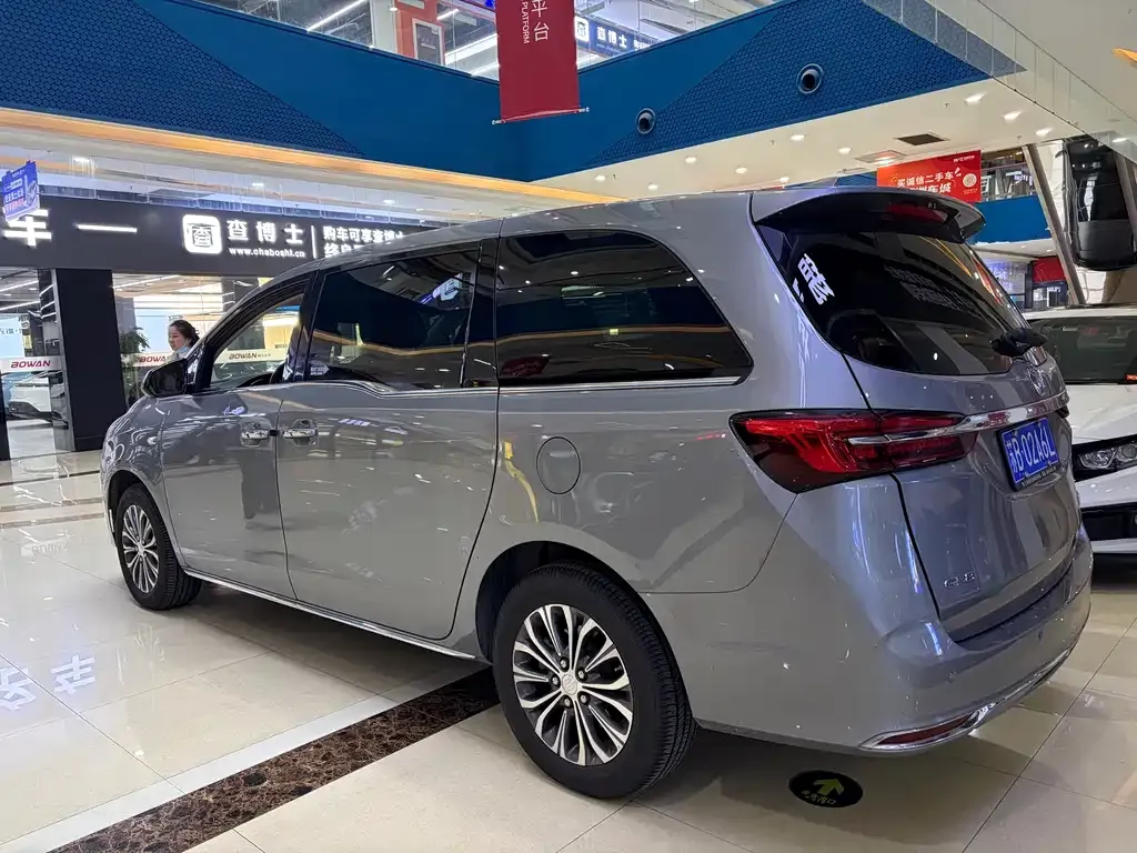 Buick GL8 2024 из CN, фото 9