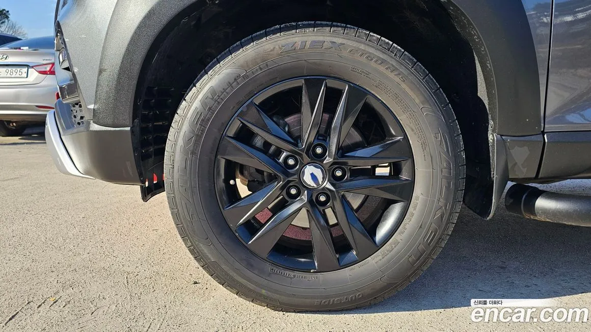 KG Mobility (Ssangyong) Rexton — фото 10