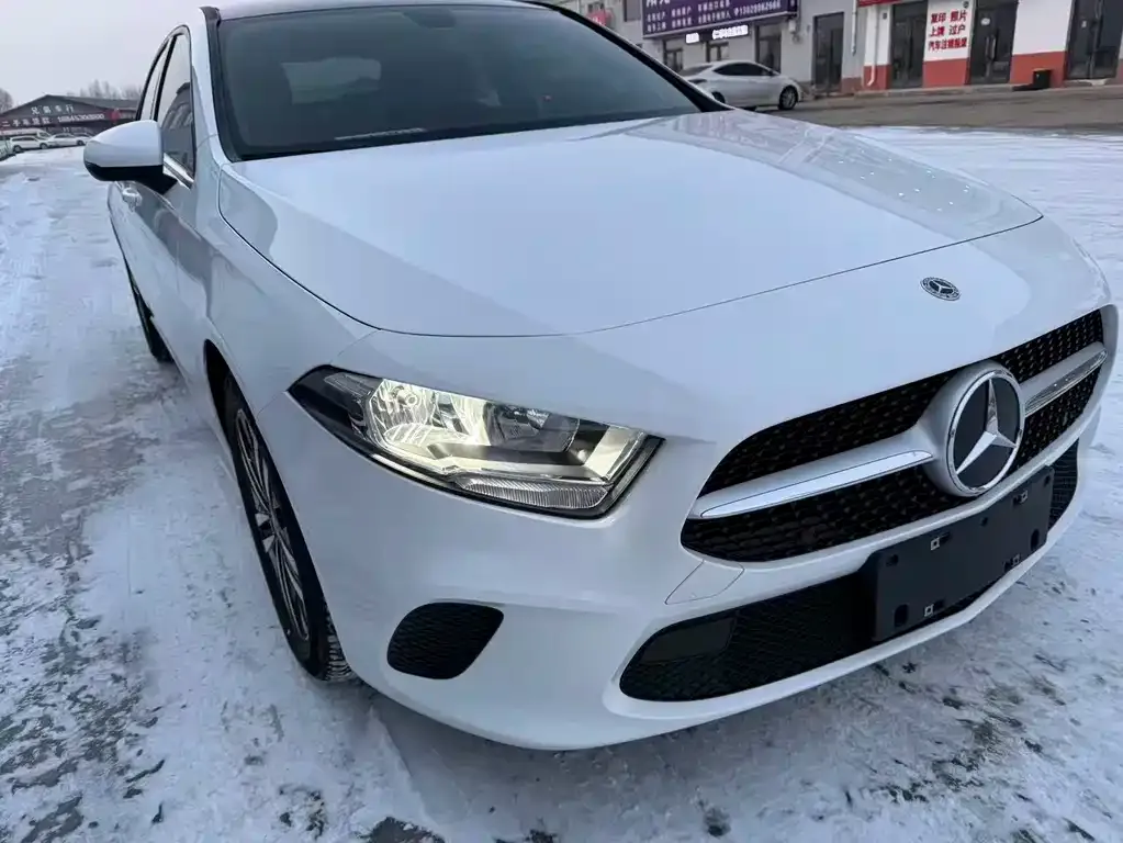 Mercedes-Benz A-Class 2023 из CN, фото 6
