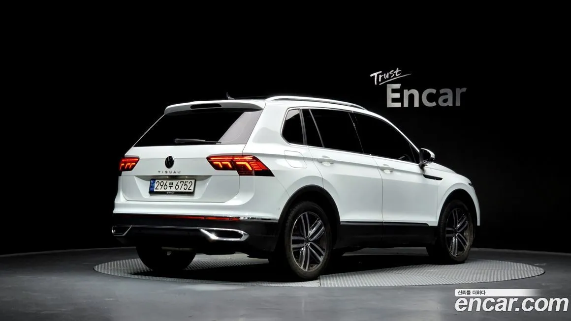 Volkswagen Tiguan — фото 2