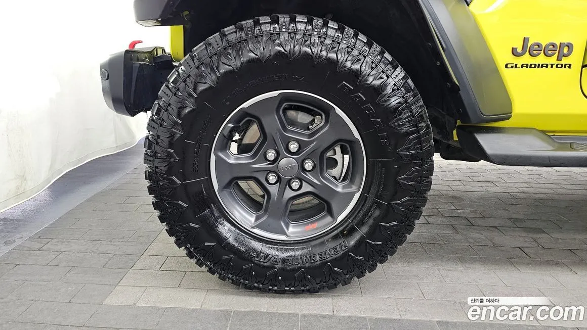 Jeep Gladiator 2023 из KR, фото 8