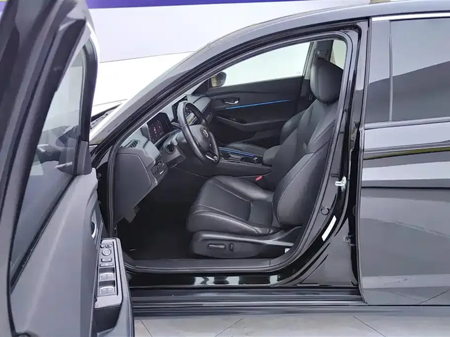 Honda Accord 2023 из CN, фото 9