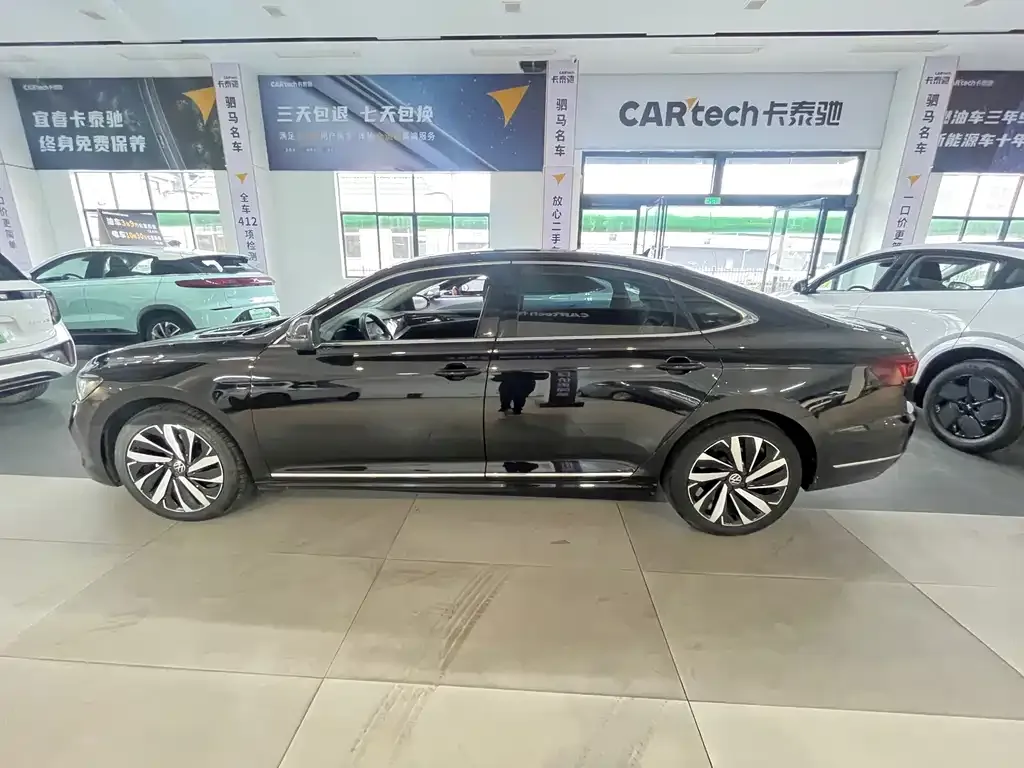Volkswagen Passat — фото 8