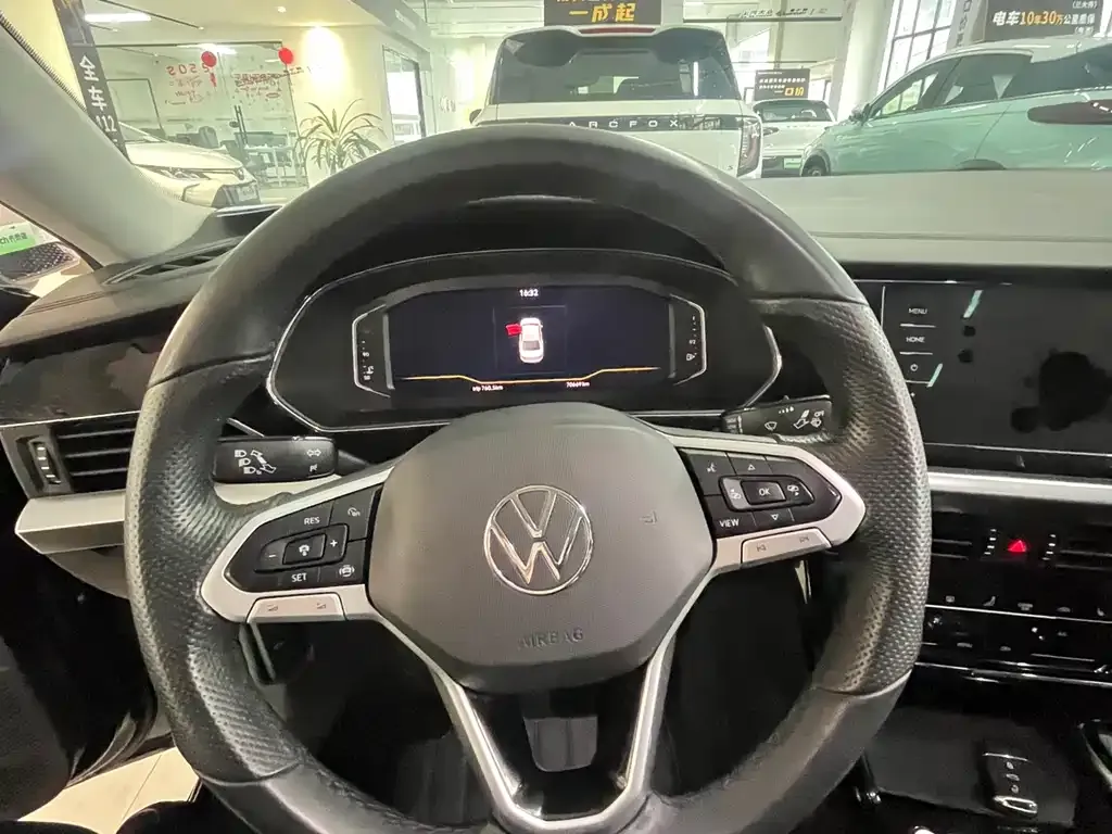 Volkswagen Passat — фото 9