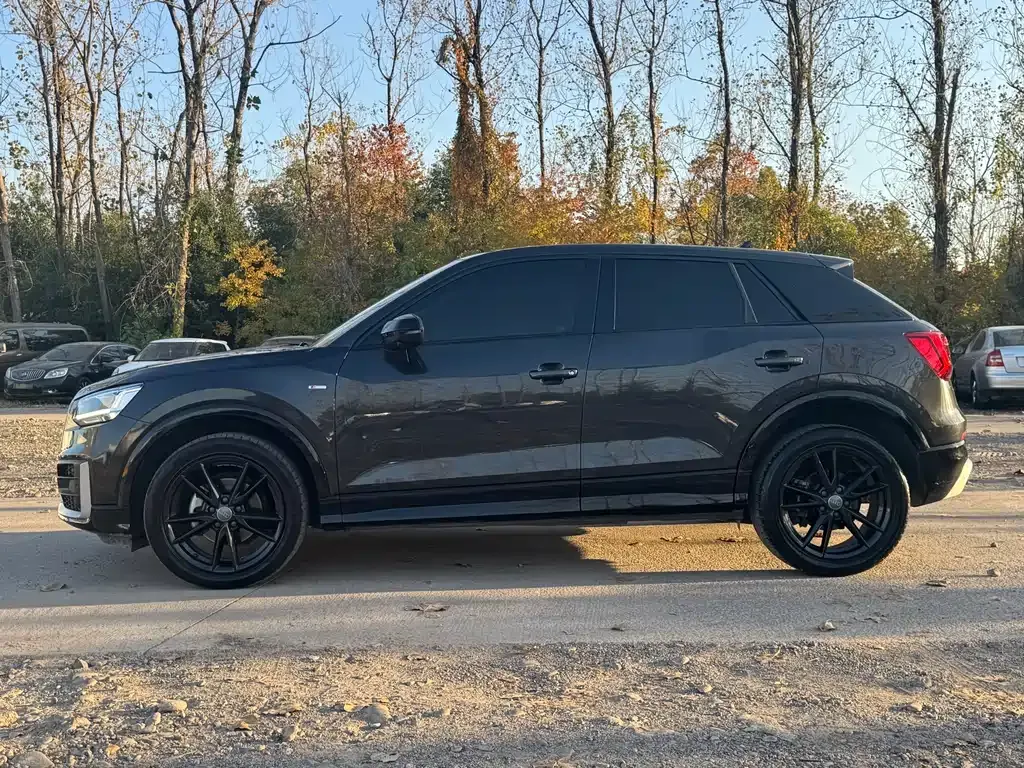 Audi Q2L 2021 из CN, фото 2