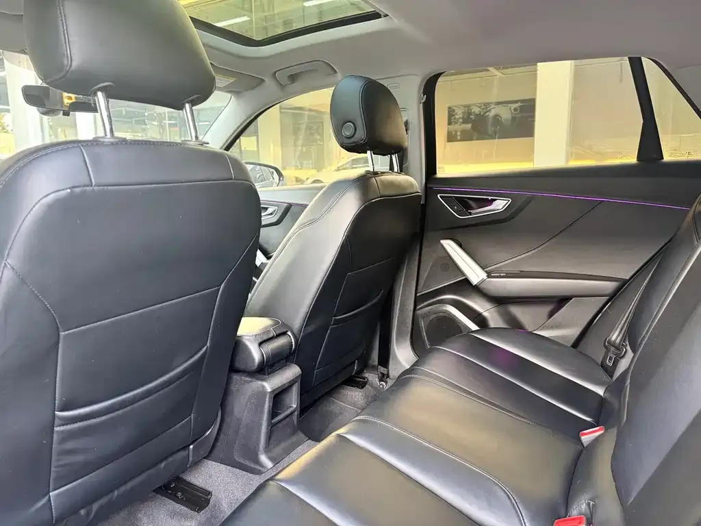 Audi Q2L 2021 из CN, фото 9