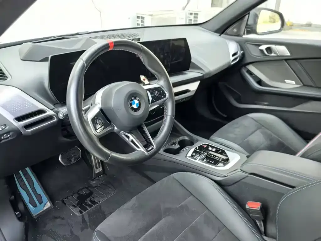 BMW M235L 2025 из CN, фото 7
