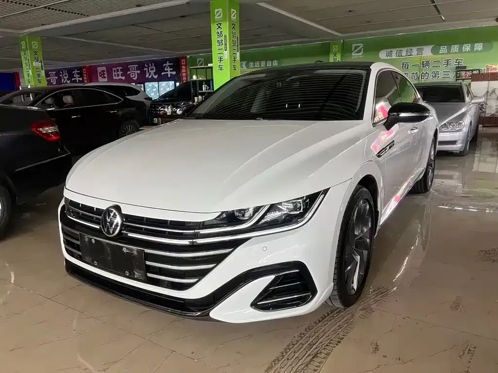 Volkswagen CC — фото 1