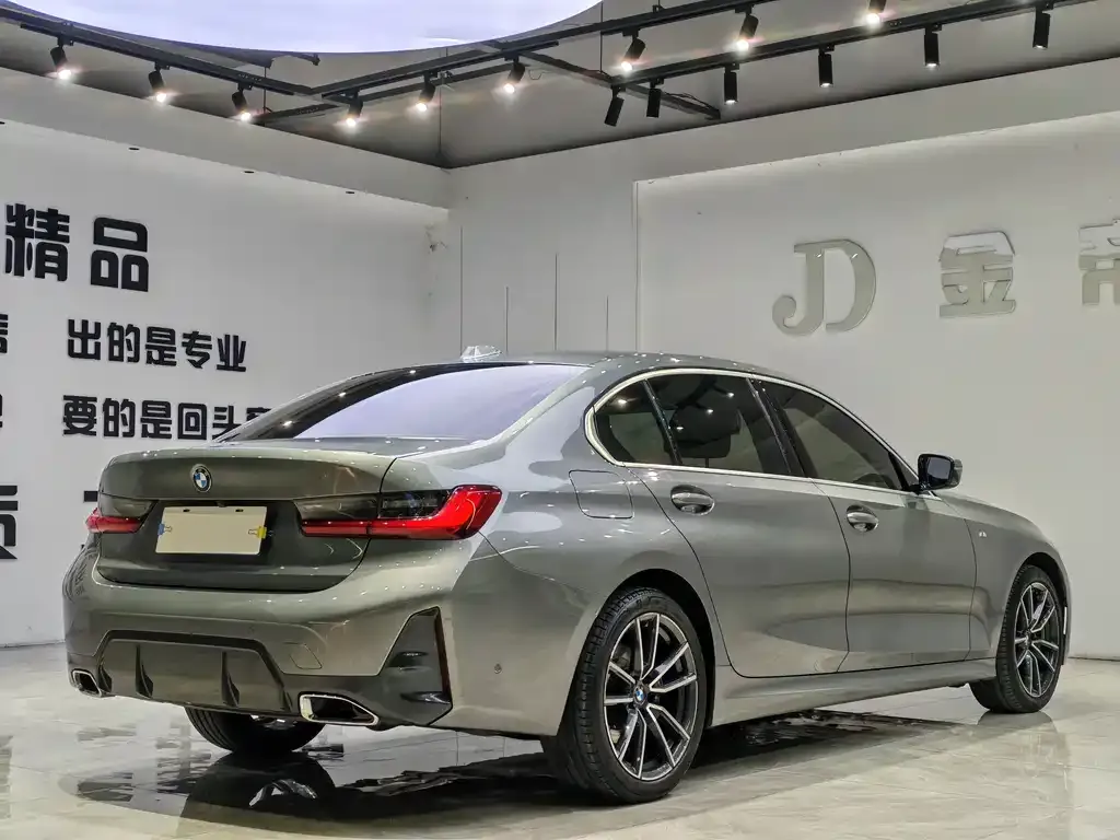 BMW 3 Series 2023 из CN, фото 4
