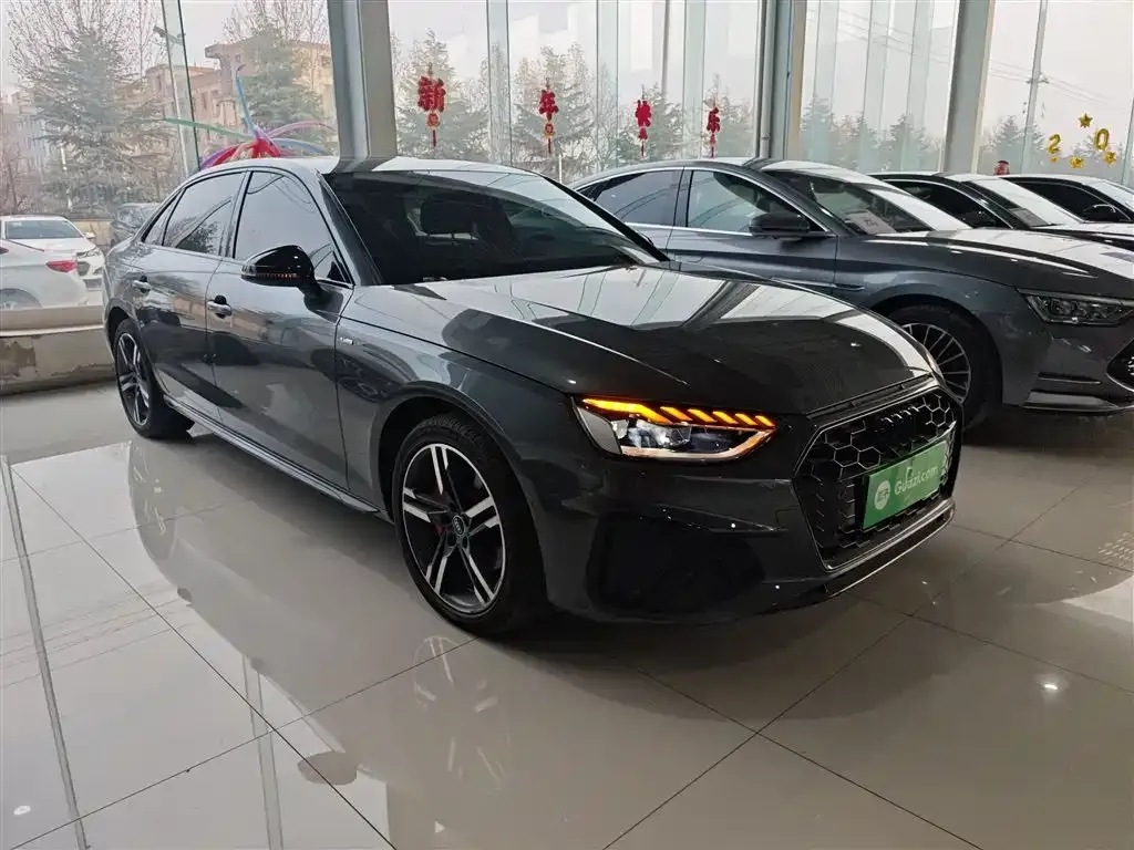 Audi A4L 2022 из CN, фото 8