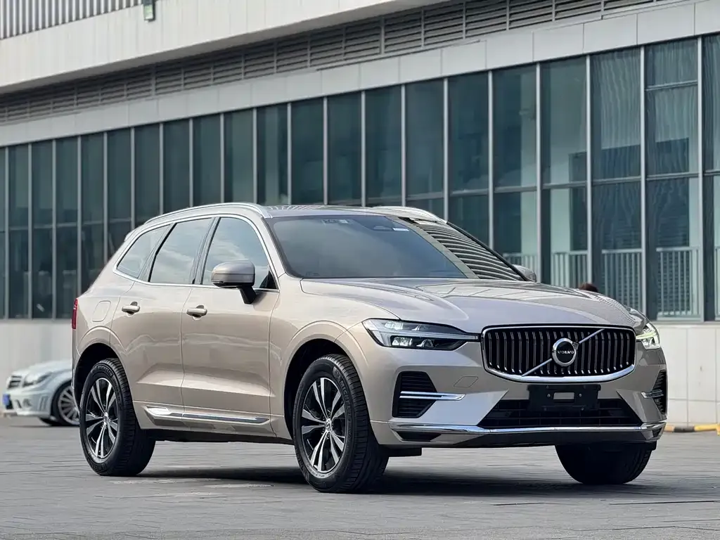 Volvo XC60 2023 из CN, фото 9