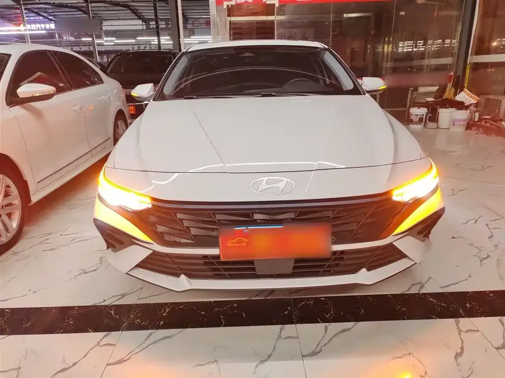 Hyundai Elantra 2024 из CN, фото 3