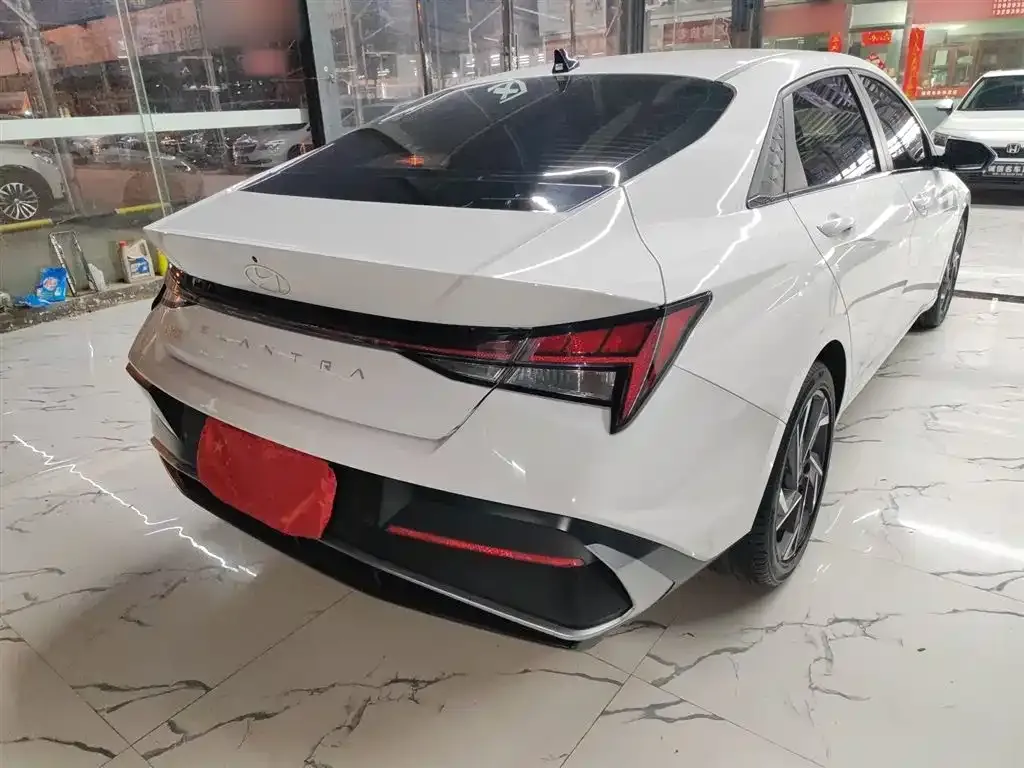 Hyundai Elantra 2024 из CN, фото 7