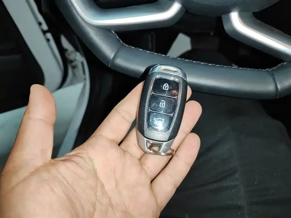 Hyundai Elantra 2024 из CN, фото 9