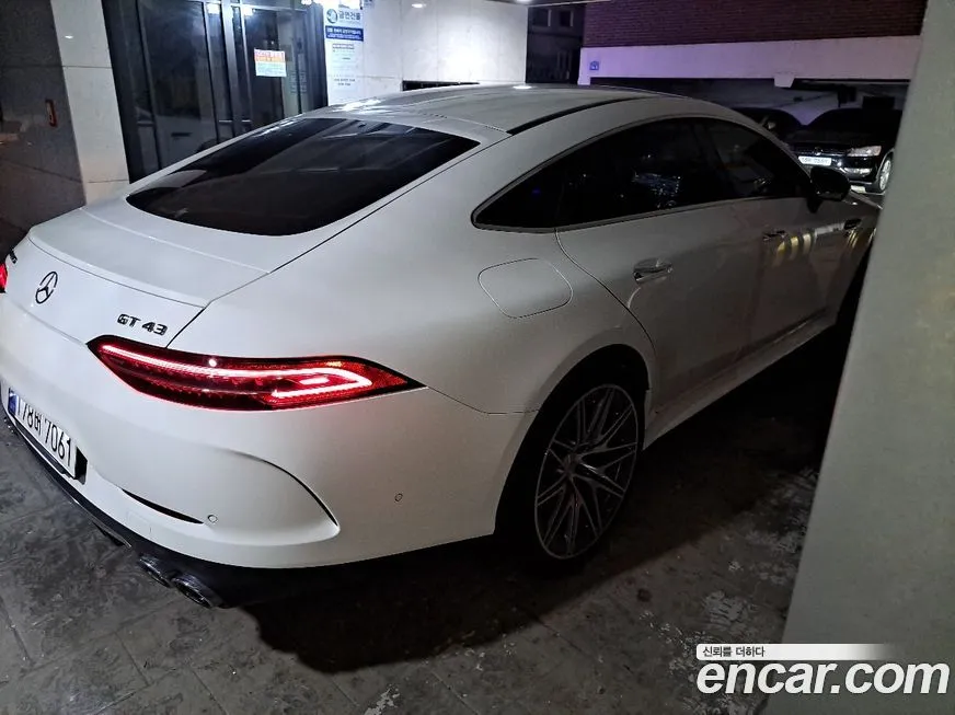 Mercedes-Benz AMG GT — фото 3