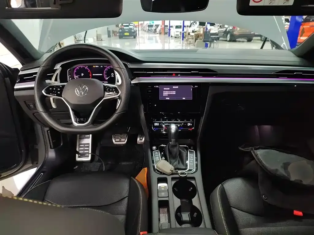 Volkswagen CC 2024 из CN, фото 10