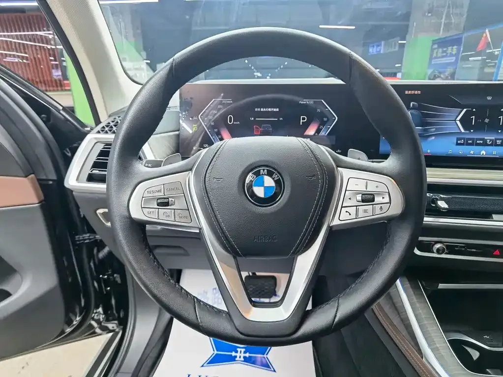 BMW X7 2024 из CN, фото 2