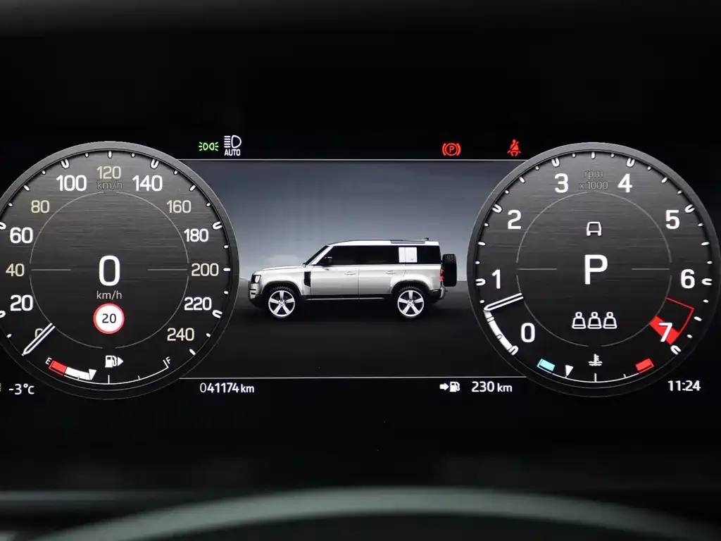 Land Rover Defender — фото 10