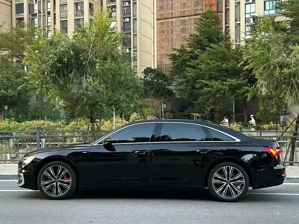 Audi A6L 2022 из CN, фото 7