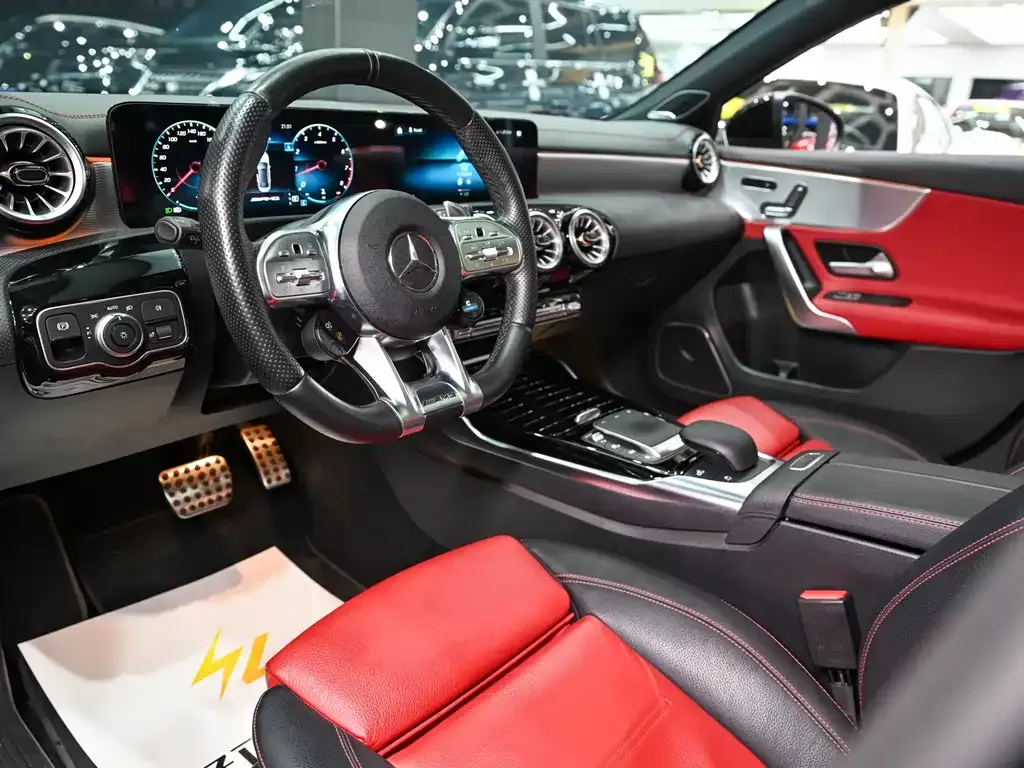 Mercedes-Benz A-Class AMG — фото 7