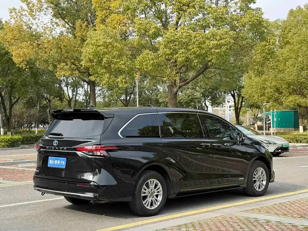 Toyota Sienna 2022 из CN, фото 9
