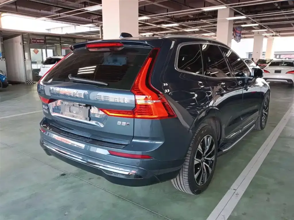 Volvo XC60 2023 из CN, фото 7