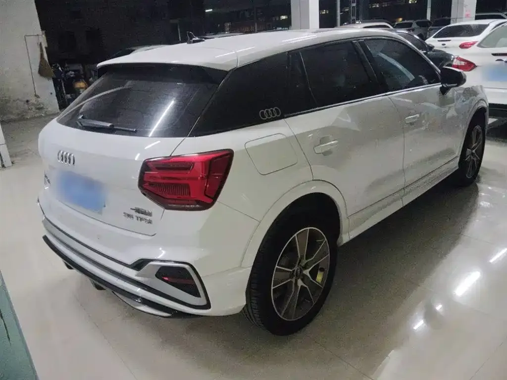 Audi Q2L 2022 из CN, фото 7