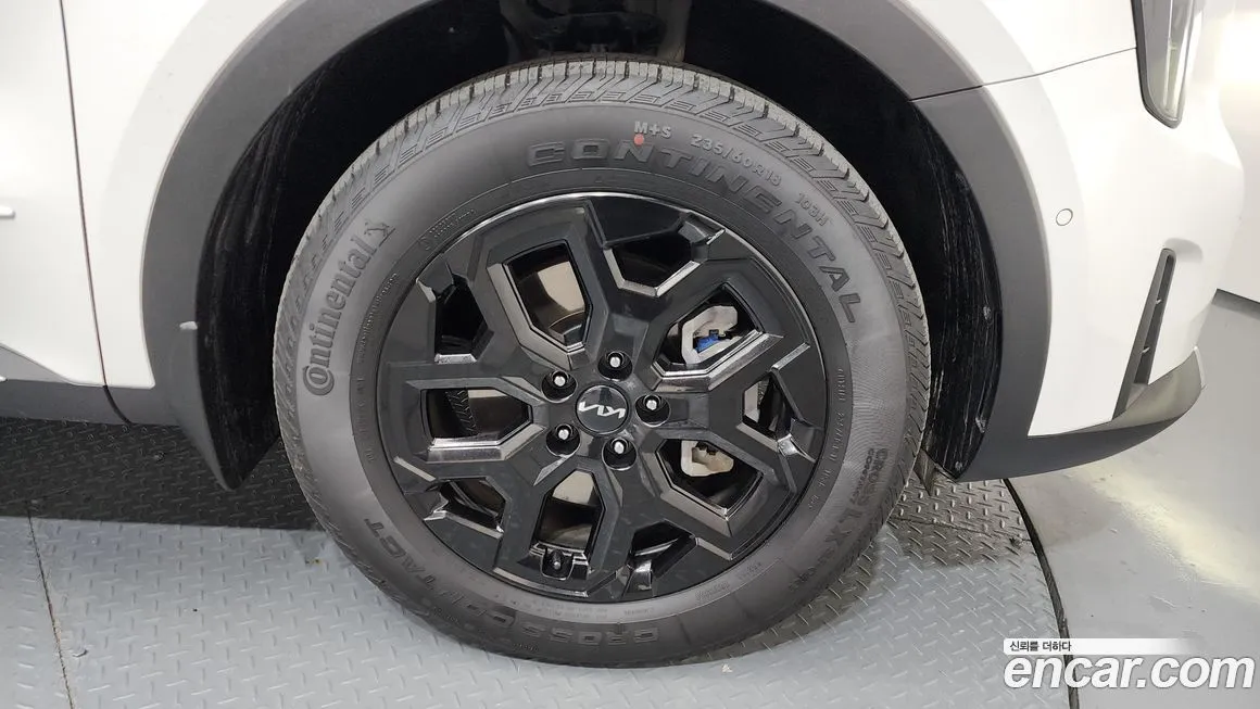 Kia Sorento — фото 5