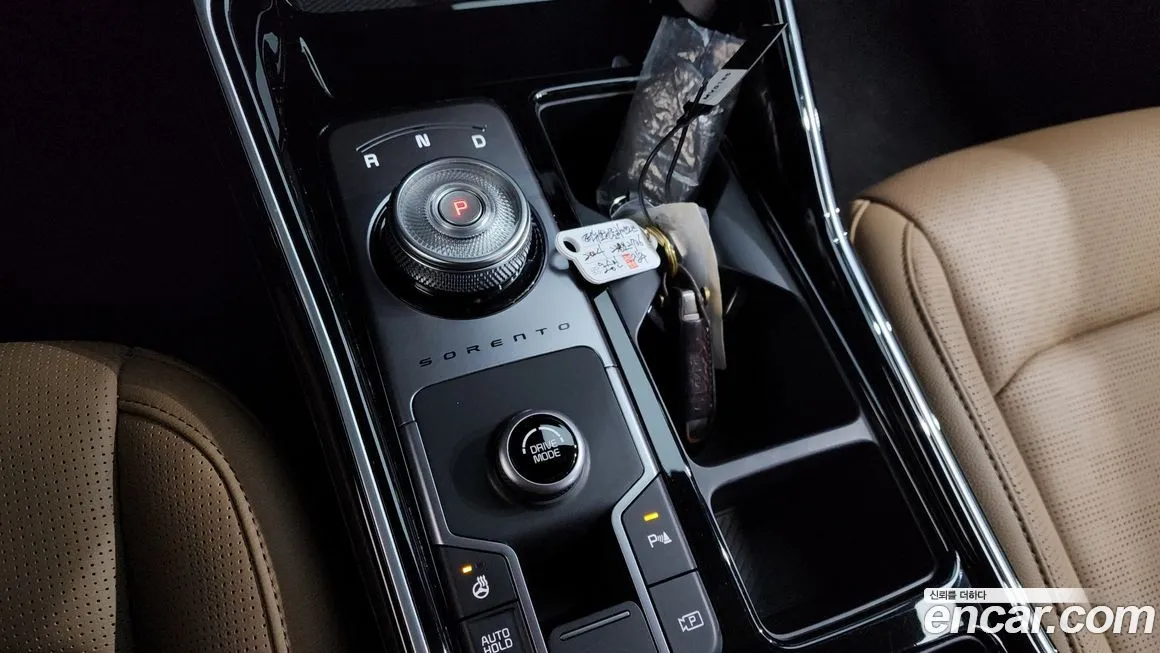 Kia Sorento — фото 9
