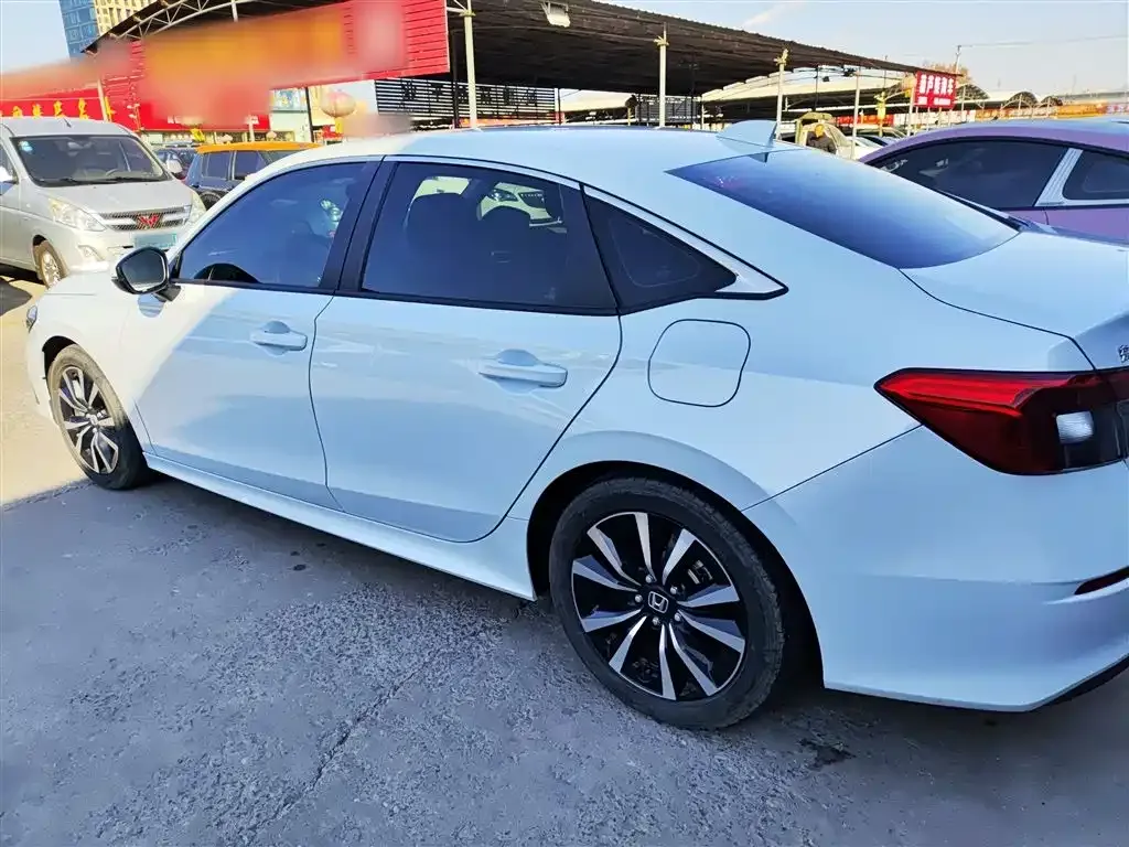 Honda Civic — фото 3