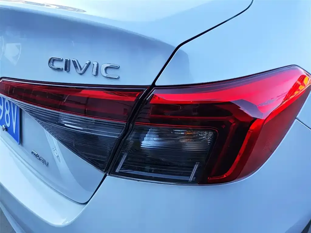 Honda Civic — фото 2