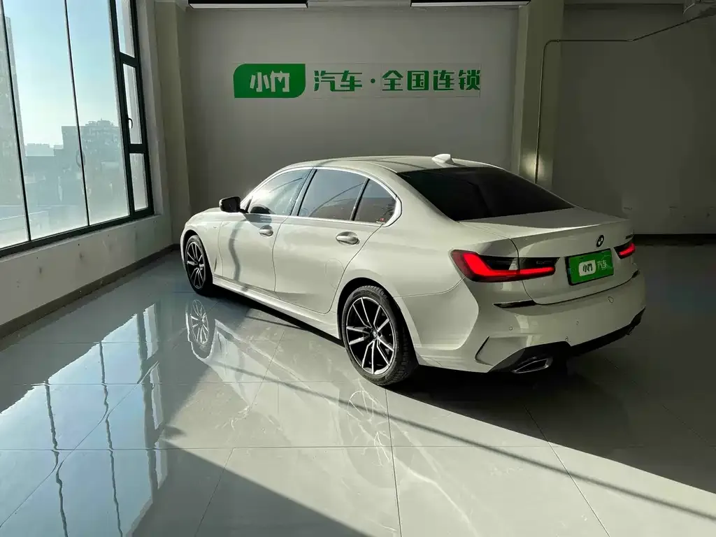 BMW 3 Series 2022 из CN, фото 6