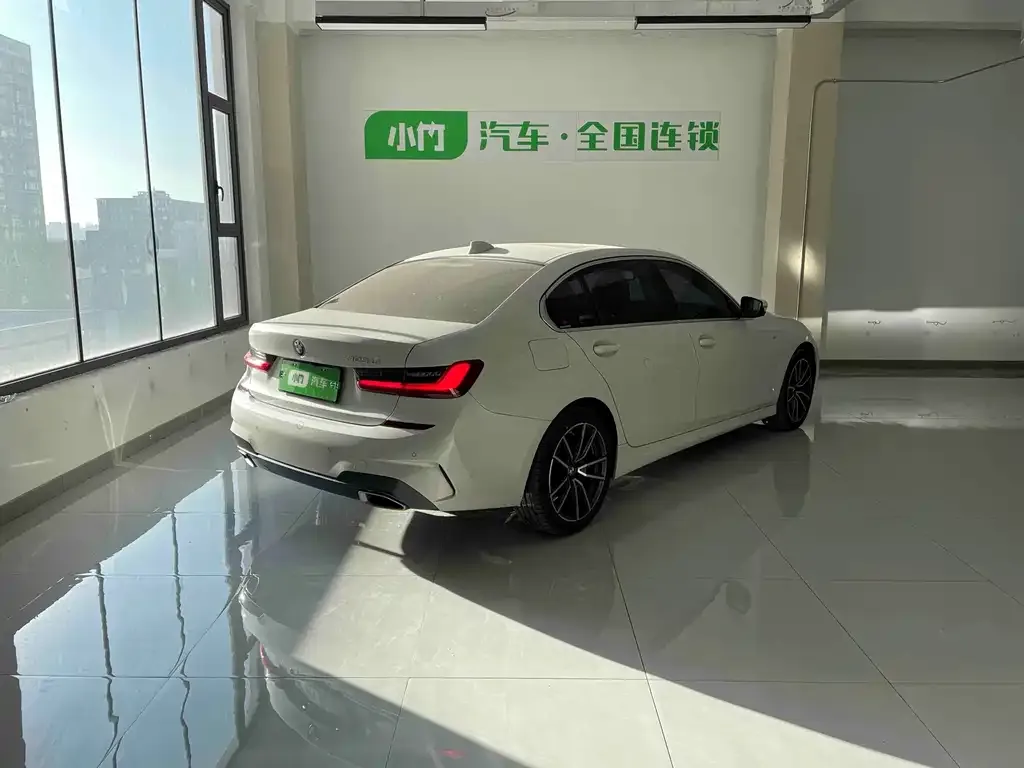 BMW 3 Series 2022 из CN, фото 10