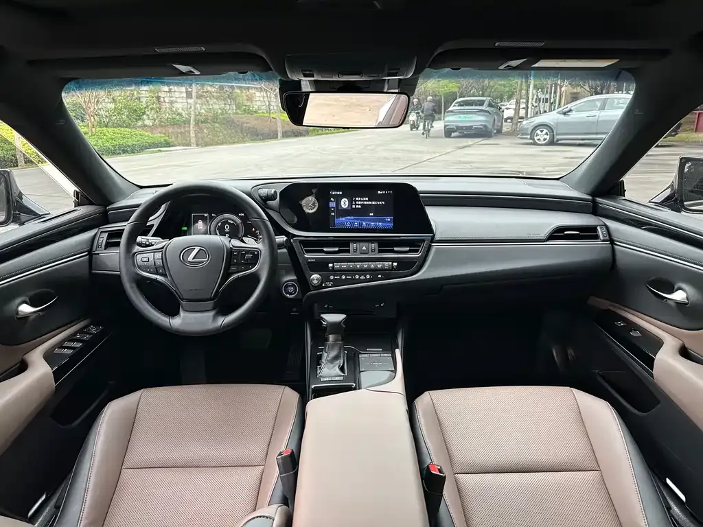 Lexus ES 2022 из CN, фото 4