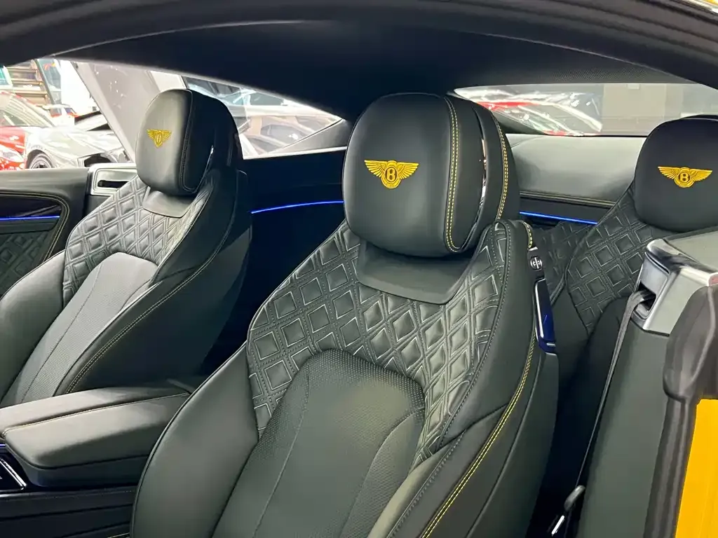 Bentley Continental 2022 из CN, фото 8