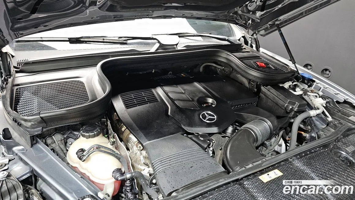 Mercedes-Benz GLE-Class — фото 10