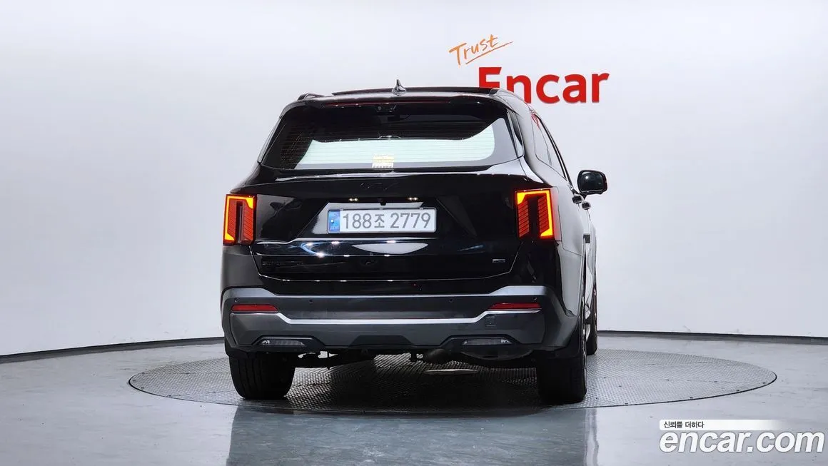 Kia Sorento — фото 10