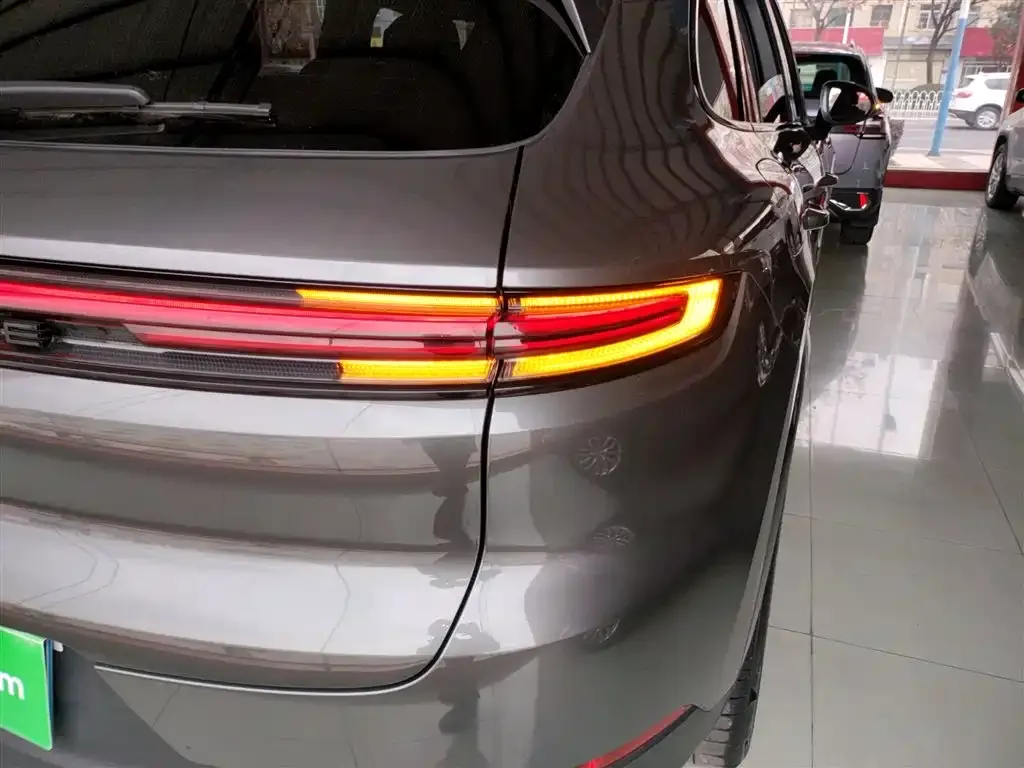 Porsche Cayenne 2024 из CN, фото 3