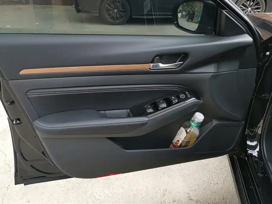 Nissan Teana 2025 из CN, фото 5