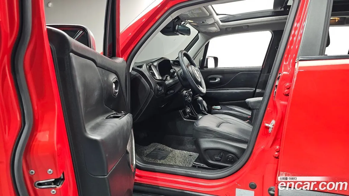 Jeep Renegade 2022 из KR, фото 9