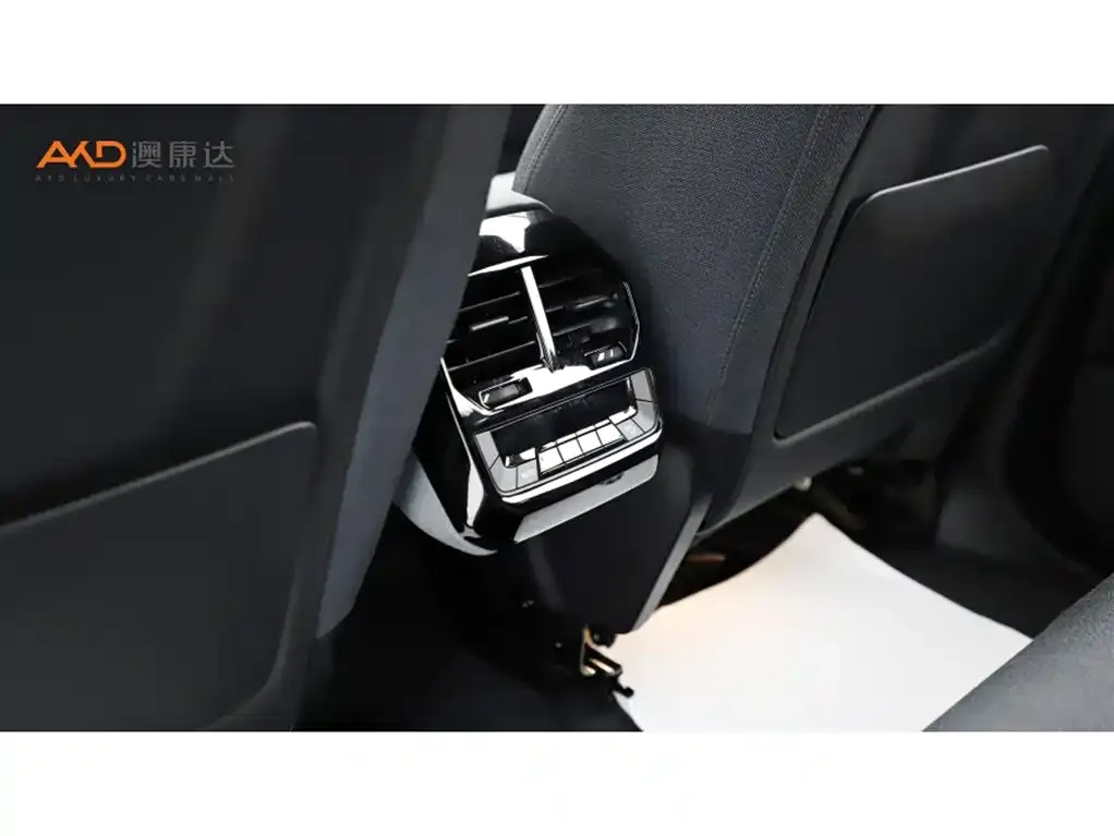 BMW iX 2024 из CN, фото 7