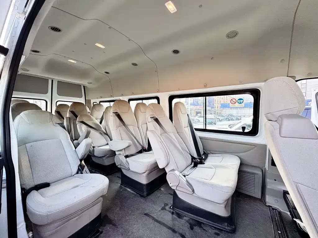 Ford Transit Custom 2021 из CN, фото 10