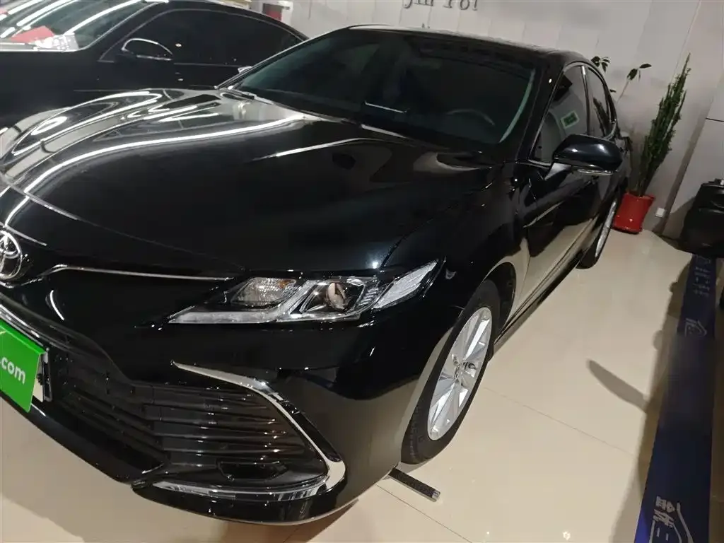 Toyota Camry 2024 из CN, фото 1