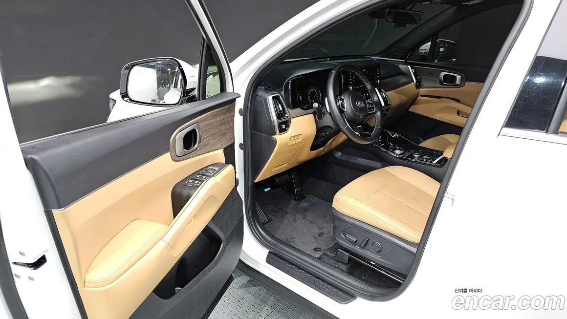 Kia Sorento — фото 10