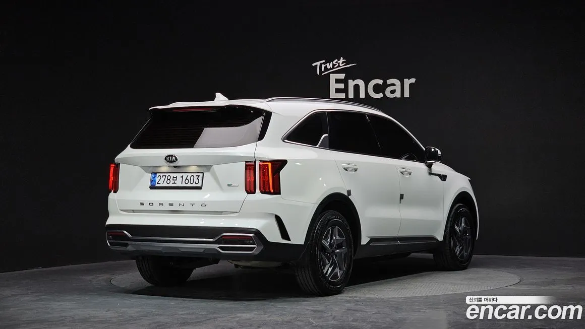Kia Sorento — фото 3