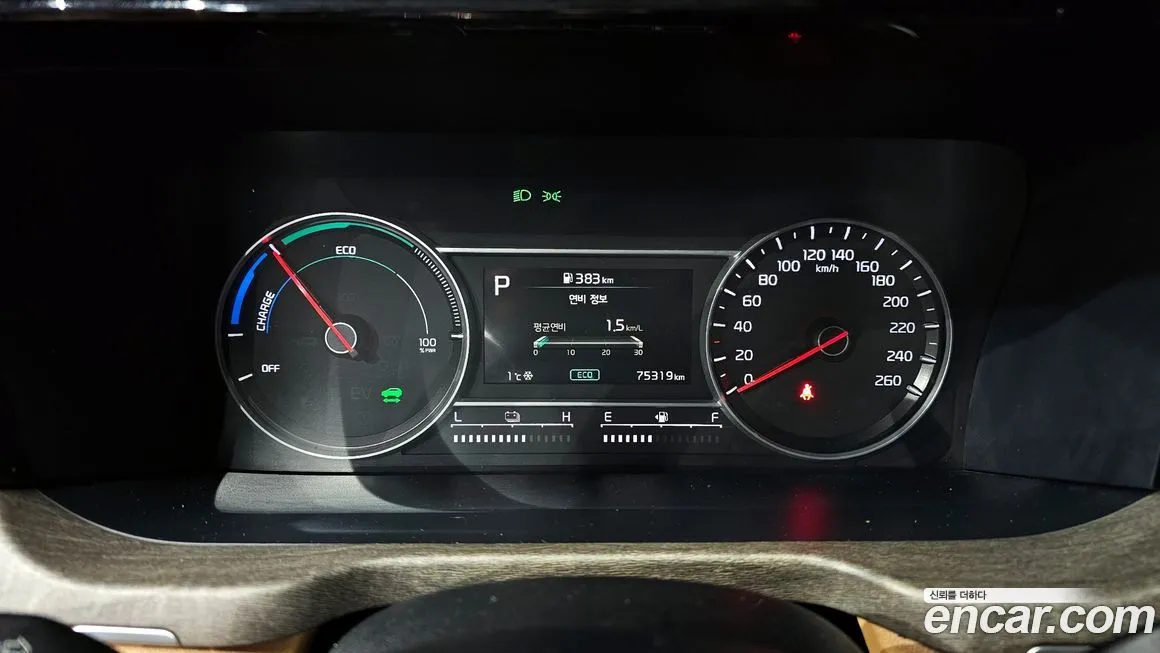 Kia Sorento — фото 5