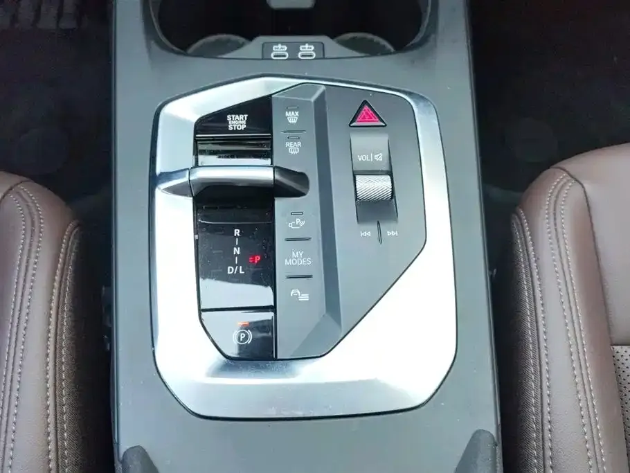 BMW 2 Series 2025 из CN, фото 3