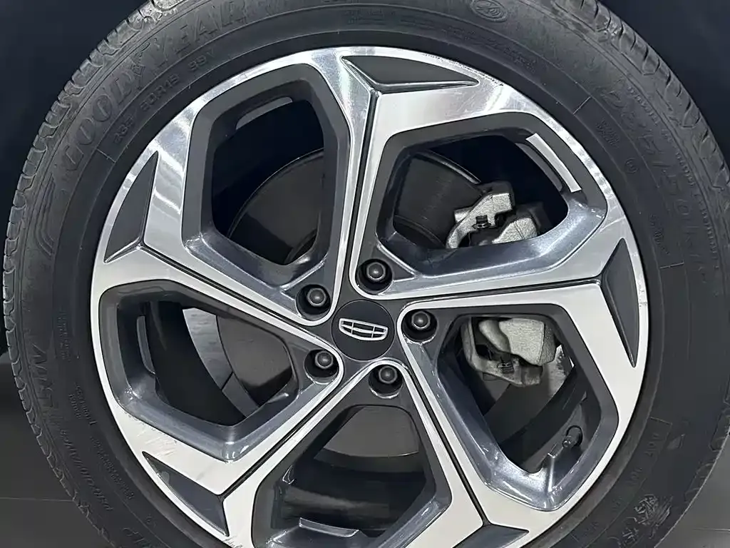 Geely Xingyue L 2024 из CN, фото 5