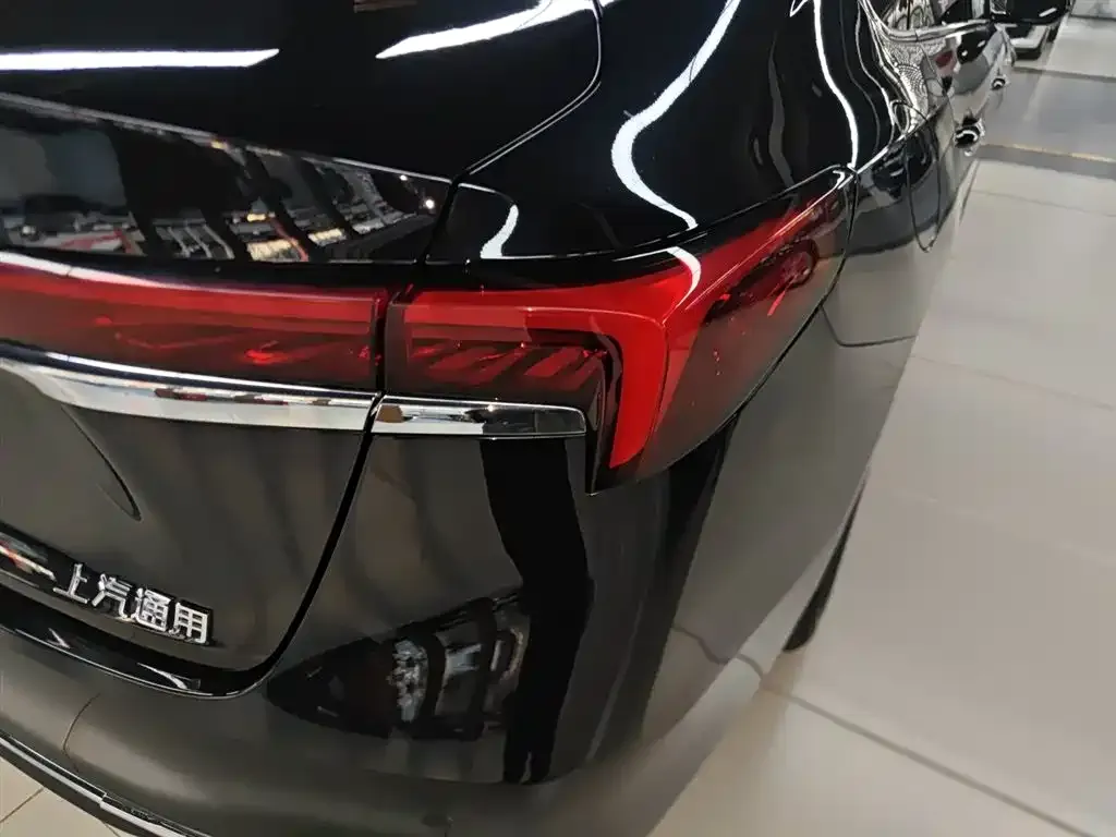 Buick LaCrosse 2023 из CN, фото 3